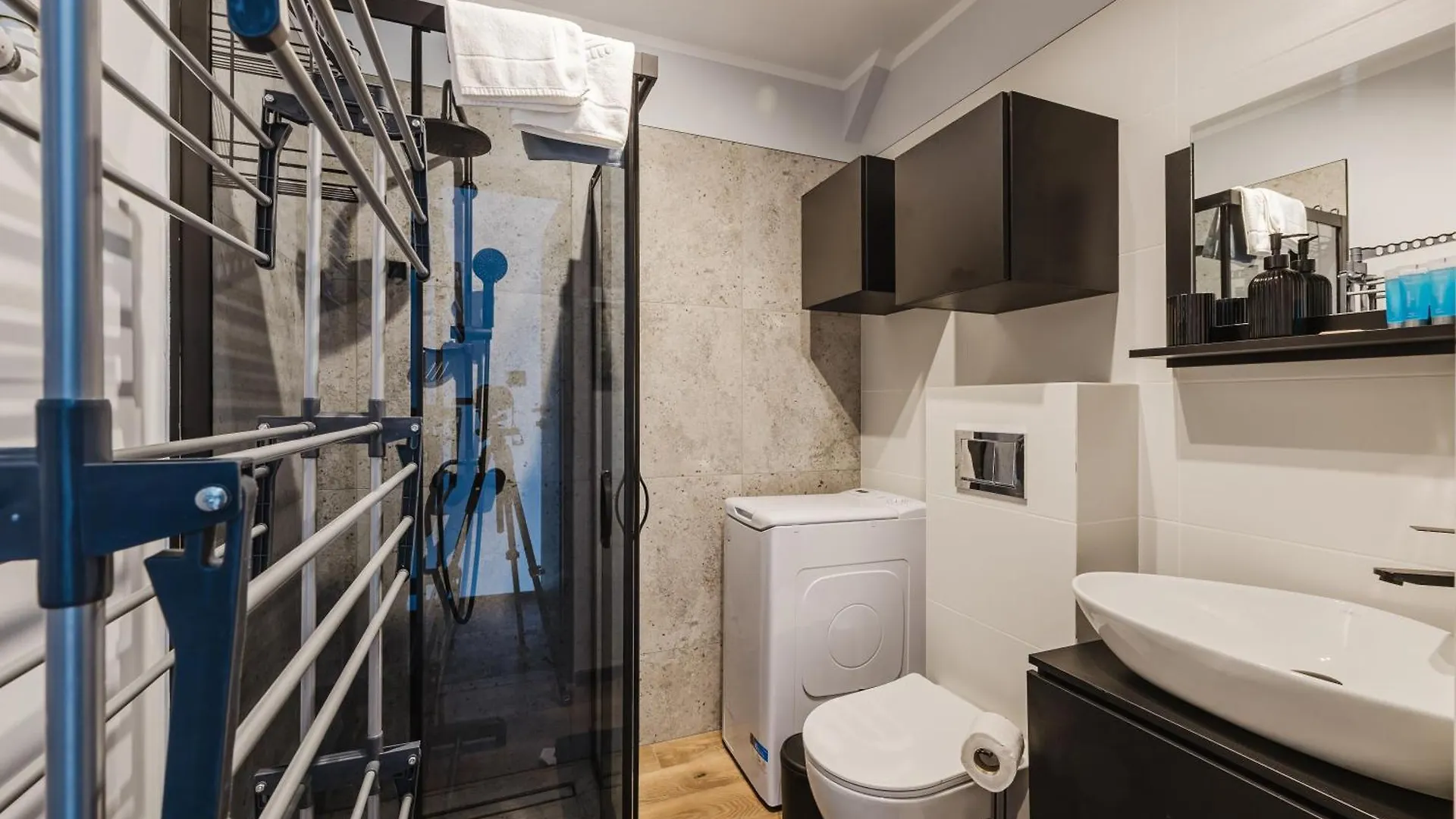 Rynek Jezycki Roof Loft Apartment Poznan Poland