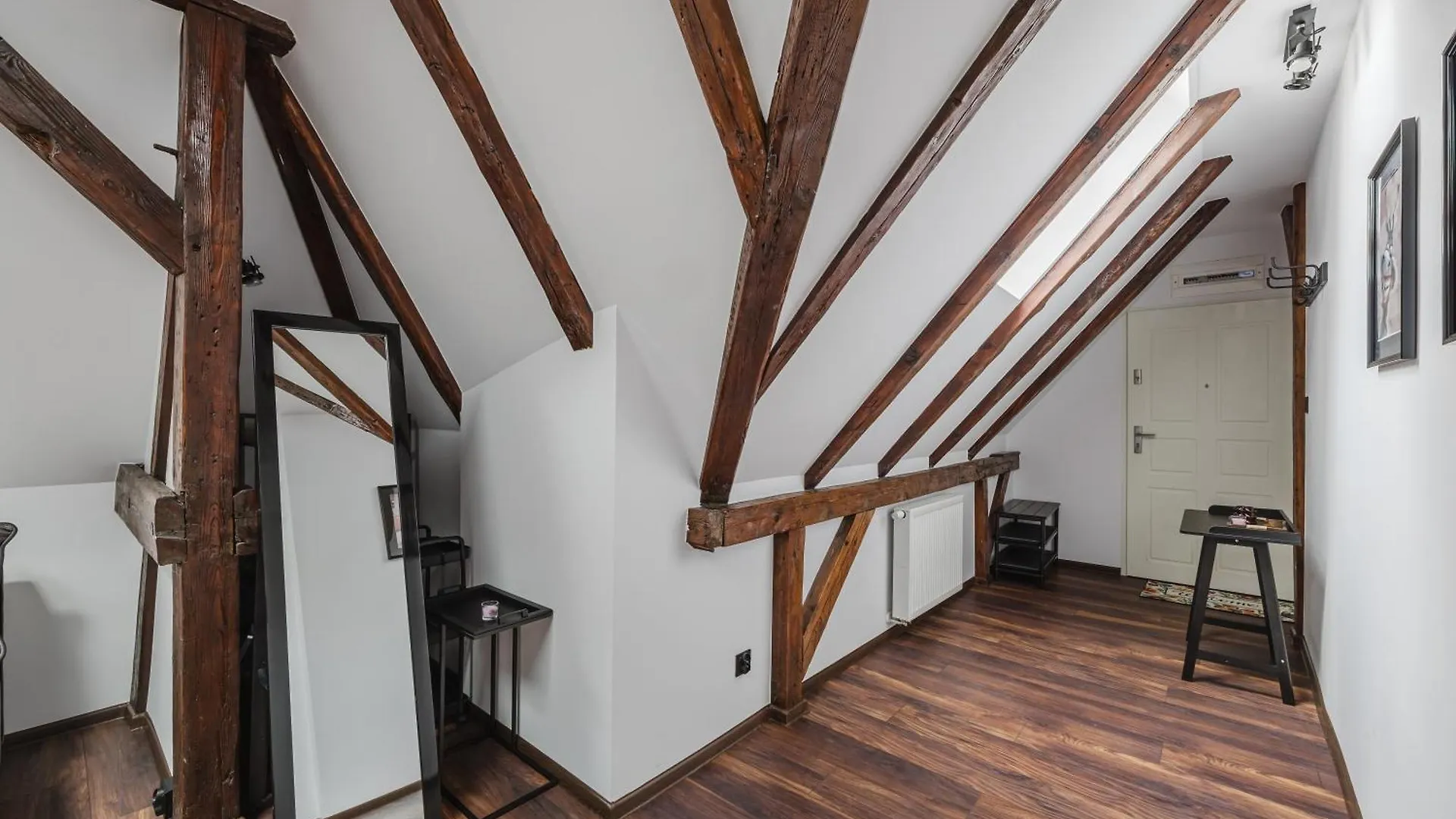 Rynek Jezycki Roof Loft Apartment Poznań 0*,
